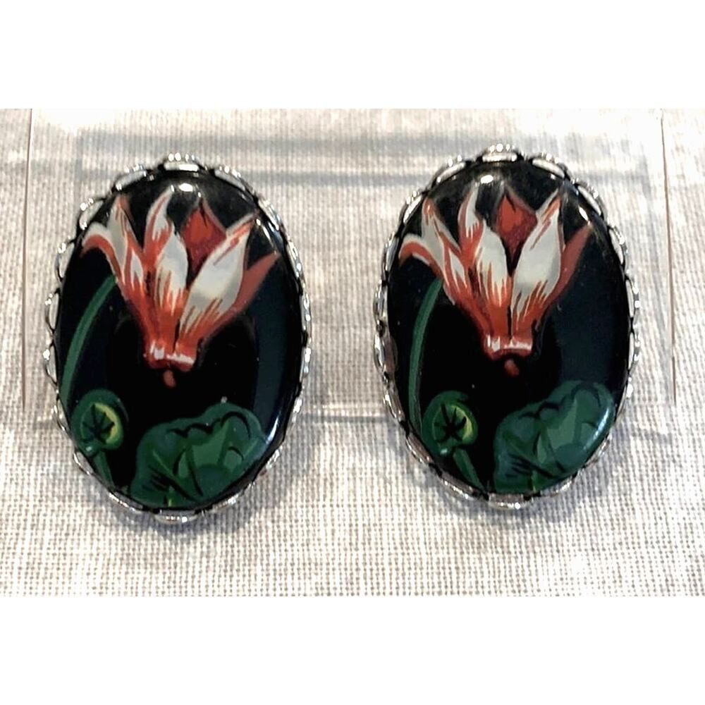 Artistic Flower pierced earrings, Vintage